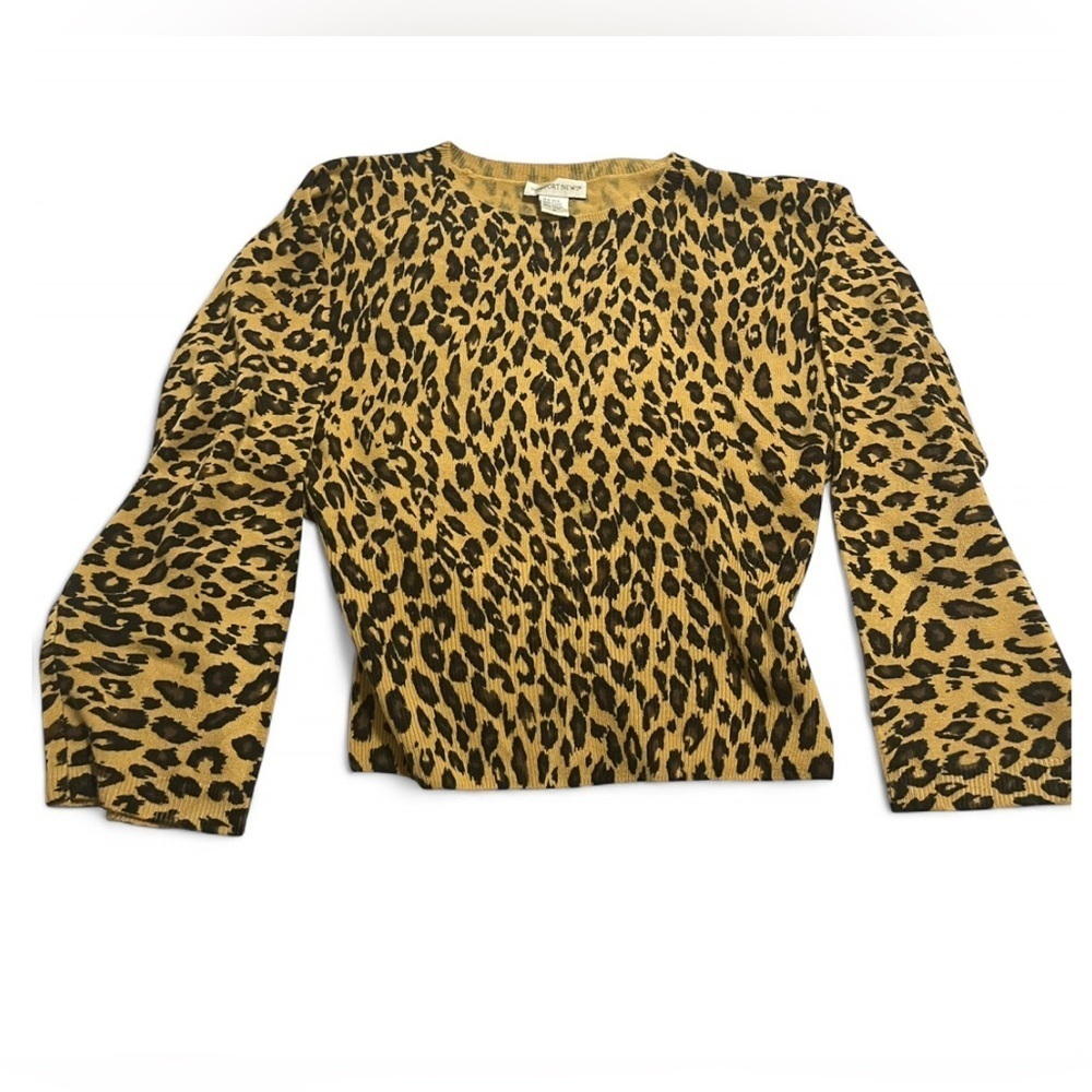 Newport News Leopard Print Long Sleeve sweater top size M